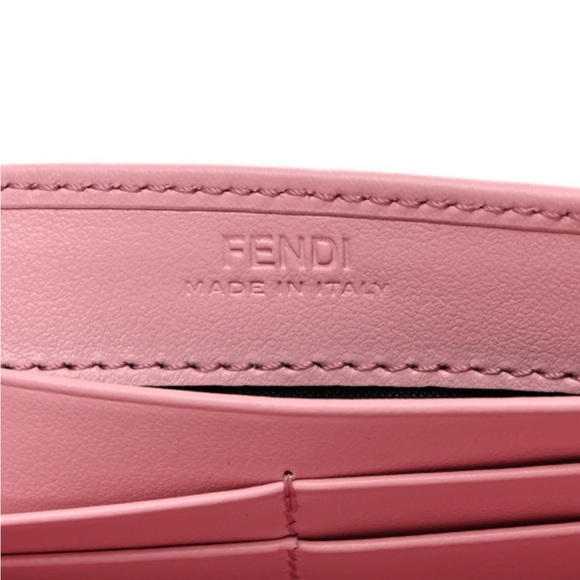 NWT FENDI Logo Embossed Continental Wallet - Picture 4 of 6